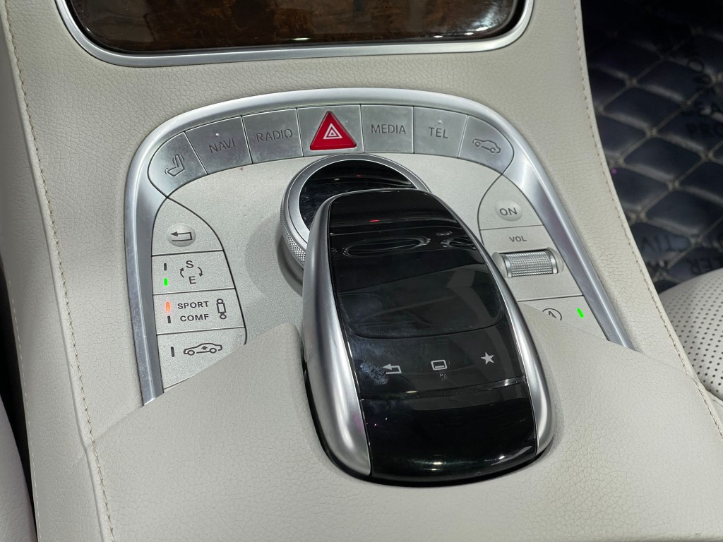 2016 Mercedes-Benz S-Class Image 28