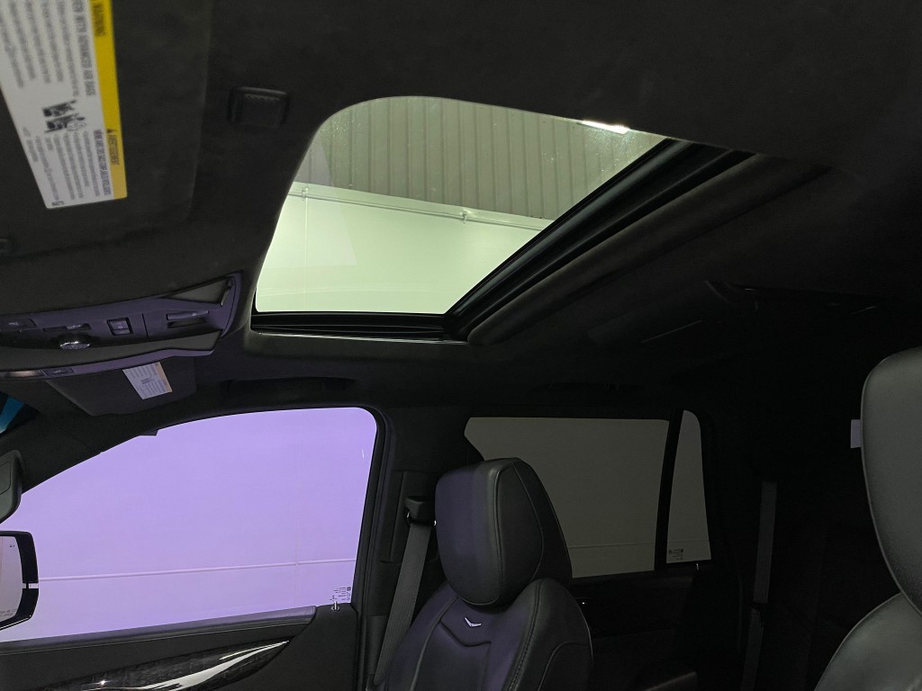 2015 Cadillac Escalade Image 13