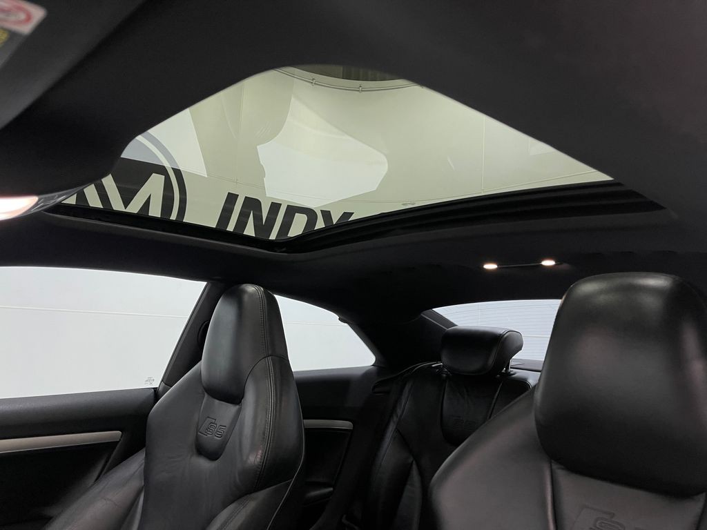 2008 Audi S5 Image 11