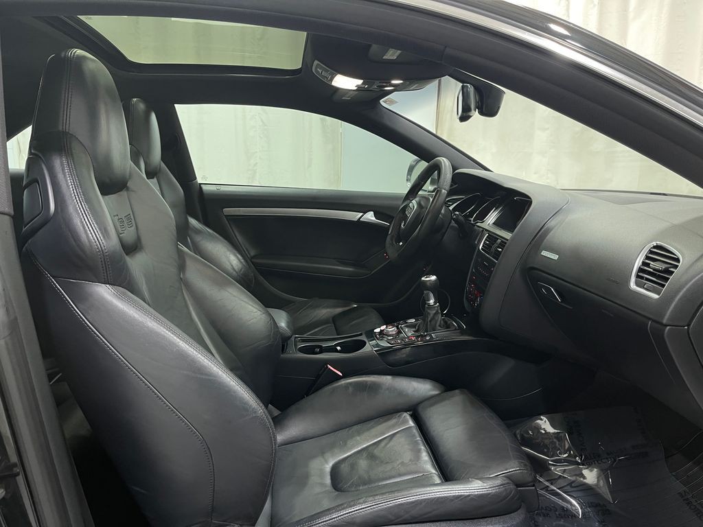 2008 Audi S5 Image 32
