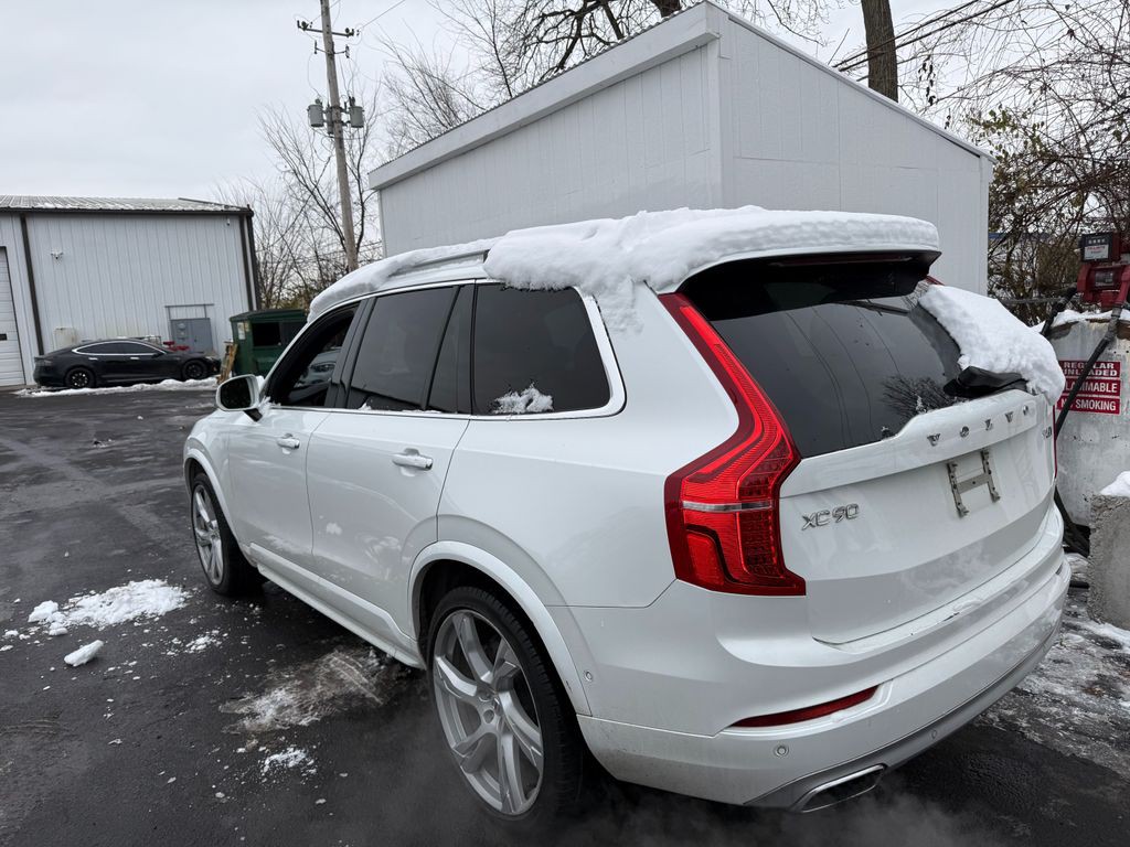 2018 Volvo XC90 Image 4