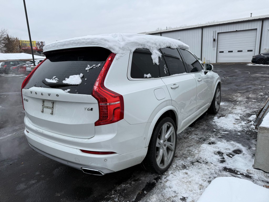 2018 Volvo XC90 Image 3