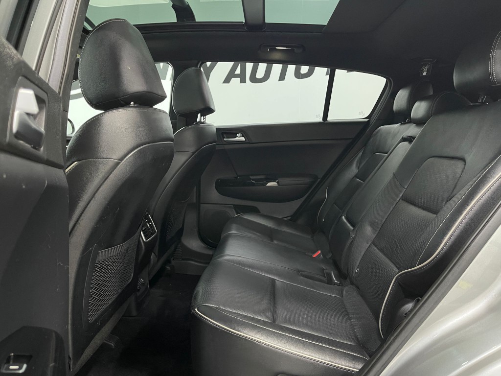 2020 Kia Sportage Image 28