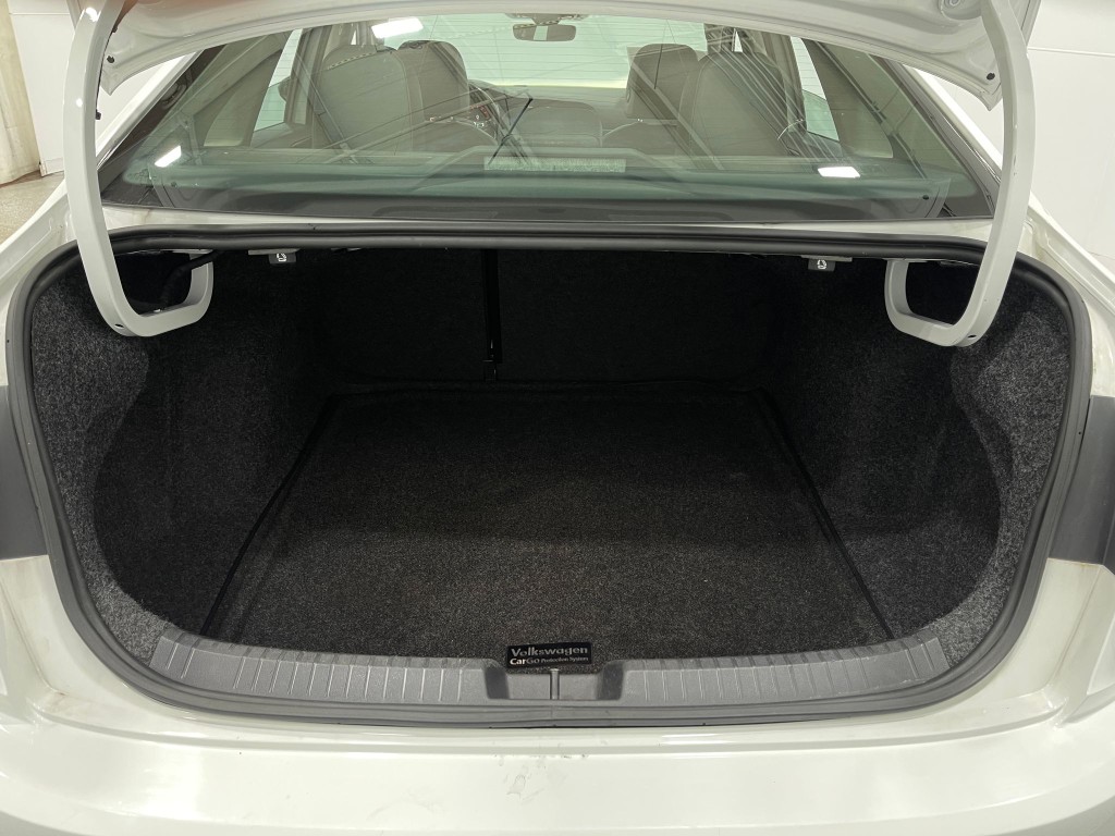 2019 Volkswagen Jetta Image 24