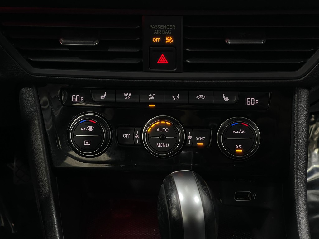 2019 Volkswagen Jetta Image 24