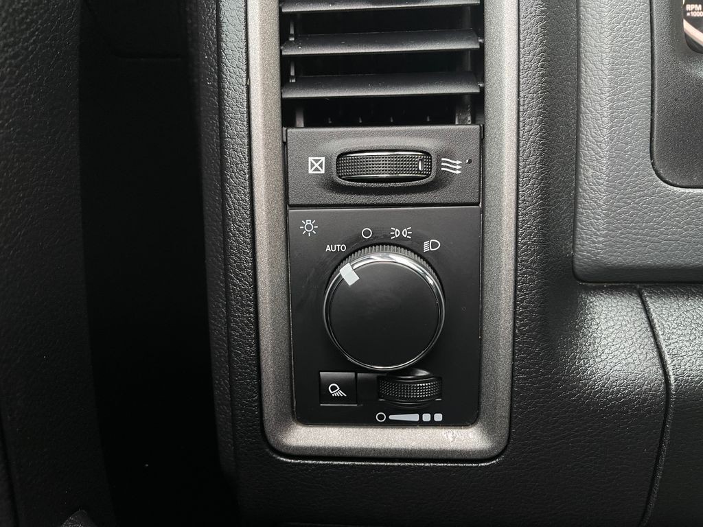 2018 RAM 2500 Image 19