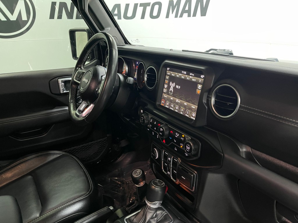 2023 Jeep Wrangler Image 18