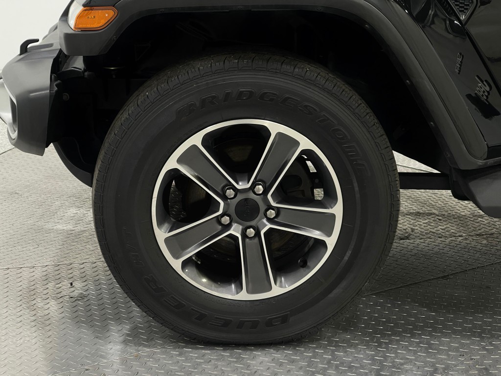 2023 Jeep Wrangler Image 33