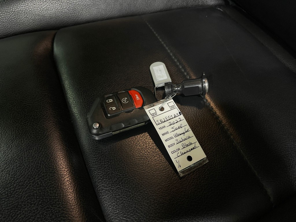 2023 Jeep Wrangler Image 35