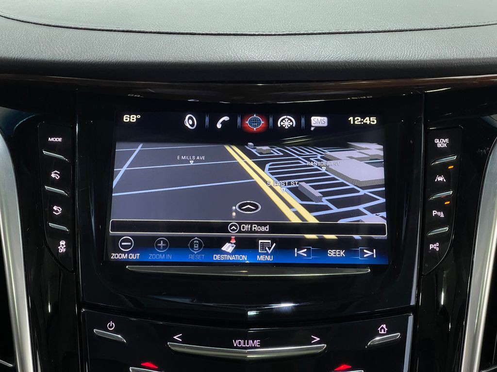 2018 Cadillac Escalade Image 10