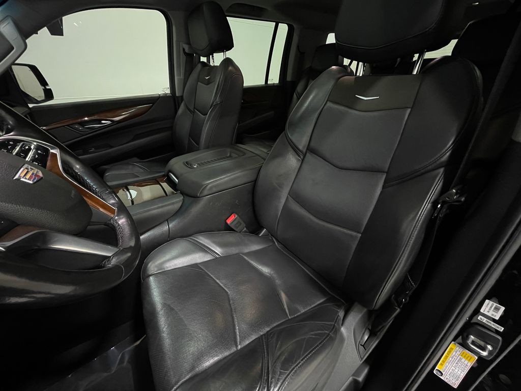 2018 Cadillac Escalade Image 15