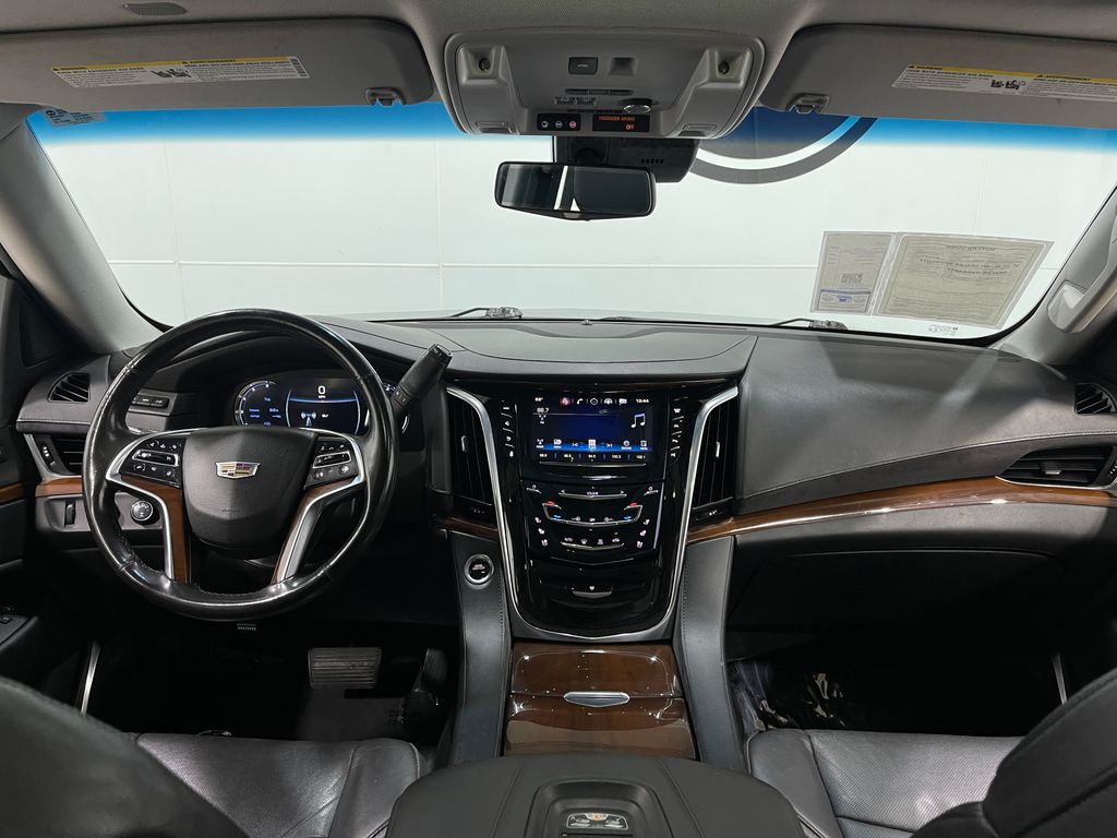 2018 Cadillac Escalade Image 20