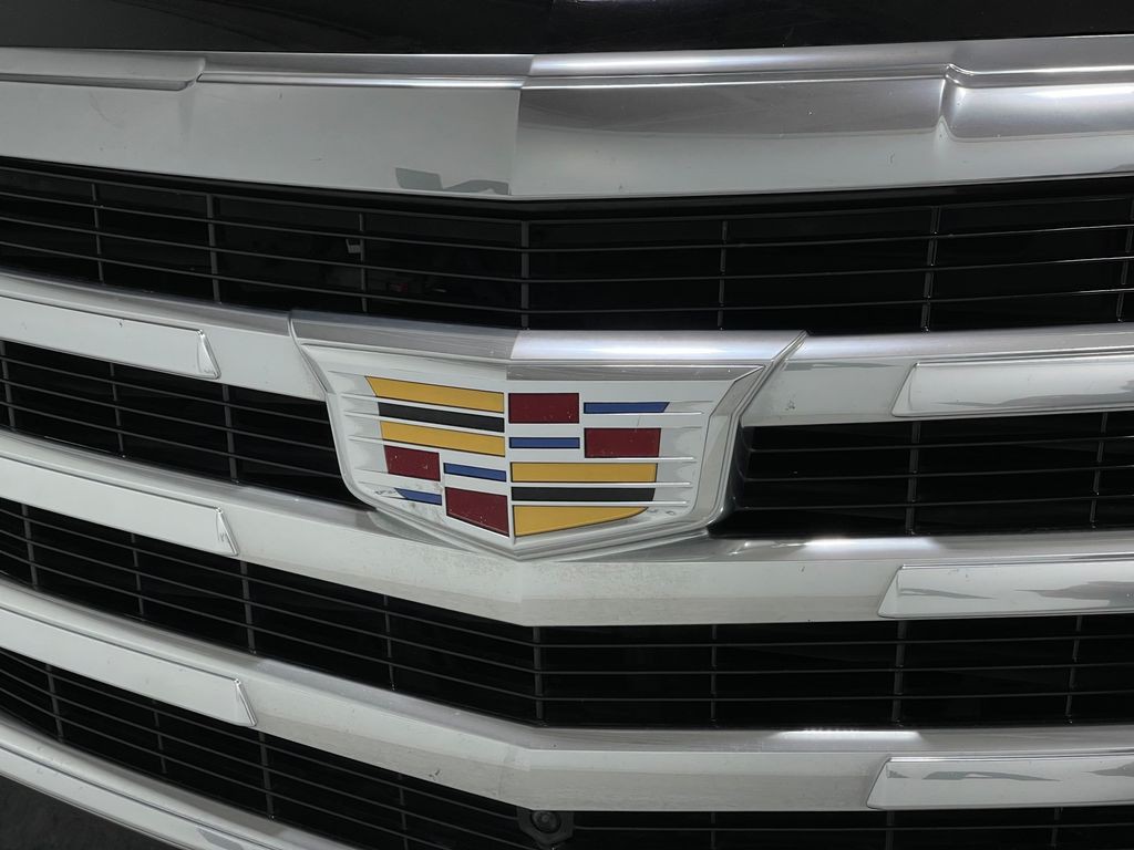 2018 Cadillac Escalade Image 39