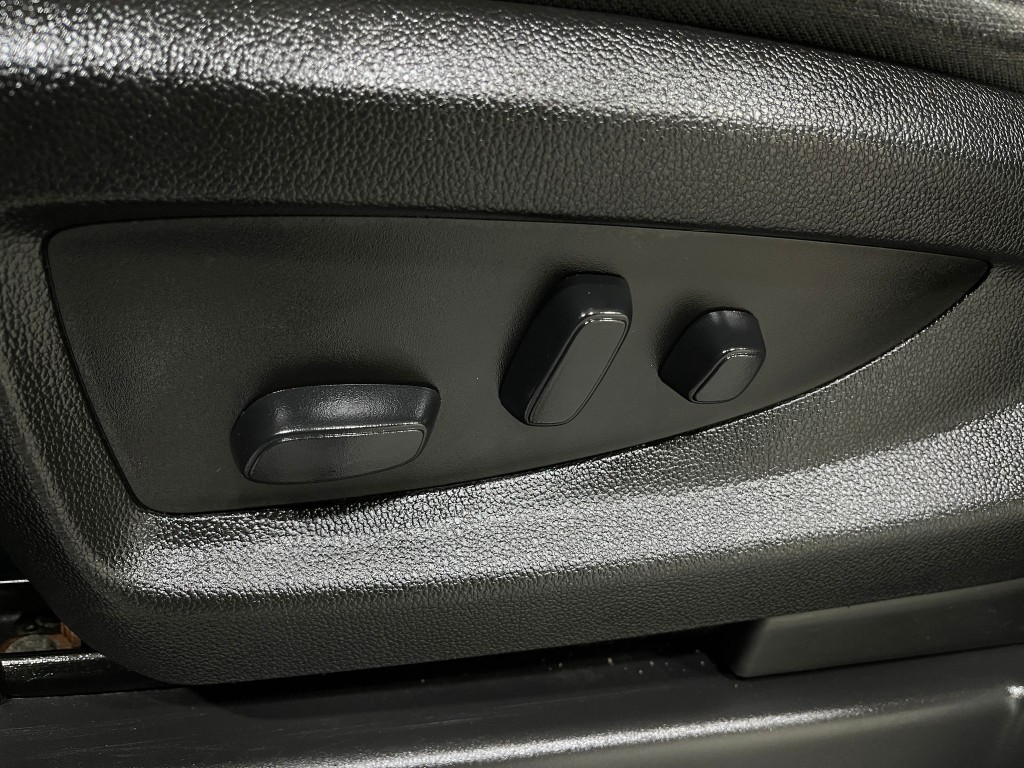 2019 Chevrolet Tahoe Image 16