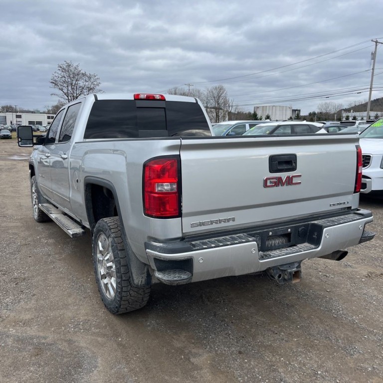 2018 GMC Sierra 2500 Image 6