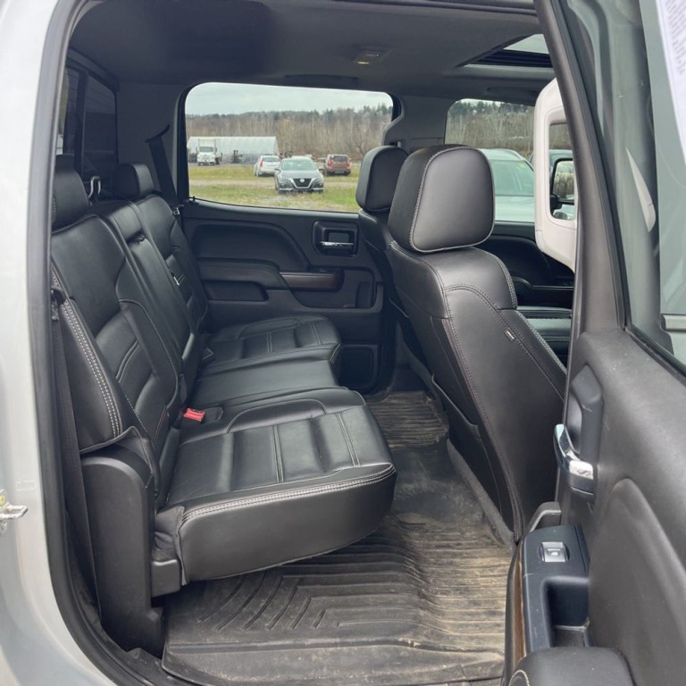 2018 GMC Sierra 2500 Image 13