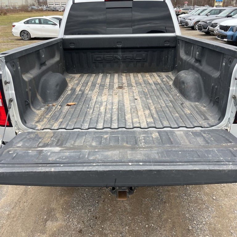 2018 GMC Sierra 2500 Image 15