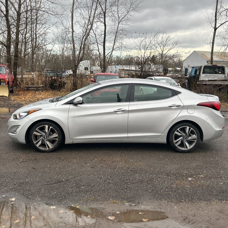 2016 Hyundai Elantra Image 4