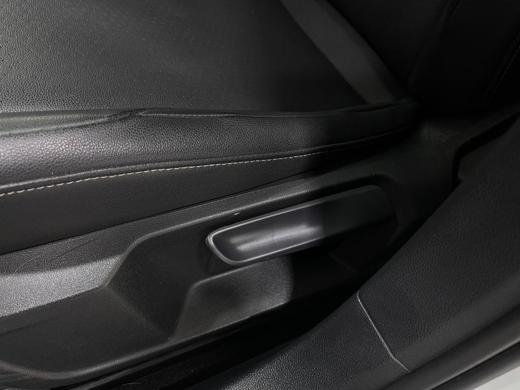 2019 Volkswagen Jetta Image 16