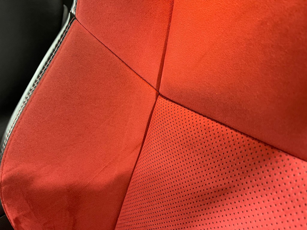 2019 Dodge Challenger Image 17