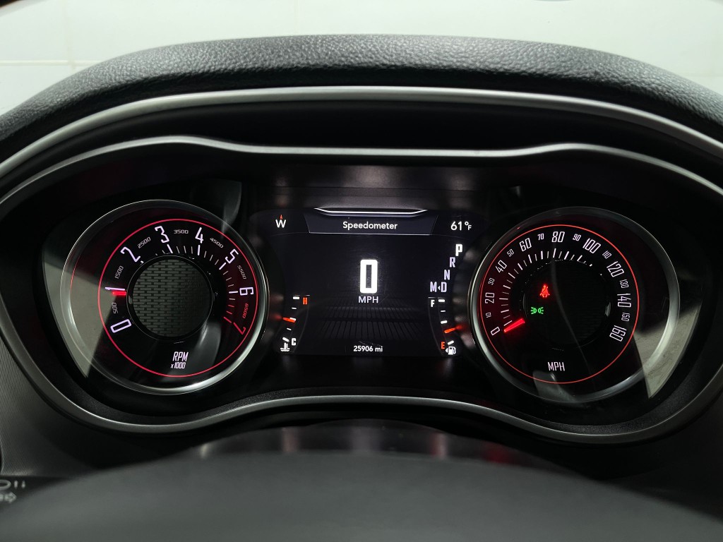 2019 Dodge Challenger Image 22