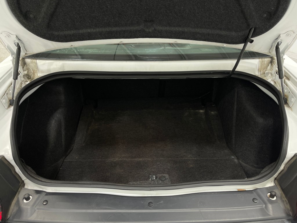 2019 Dodge Challenger Image 25