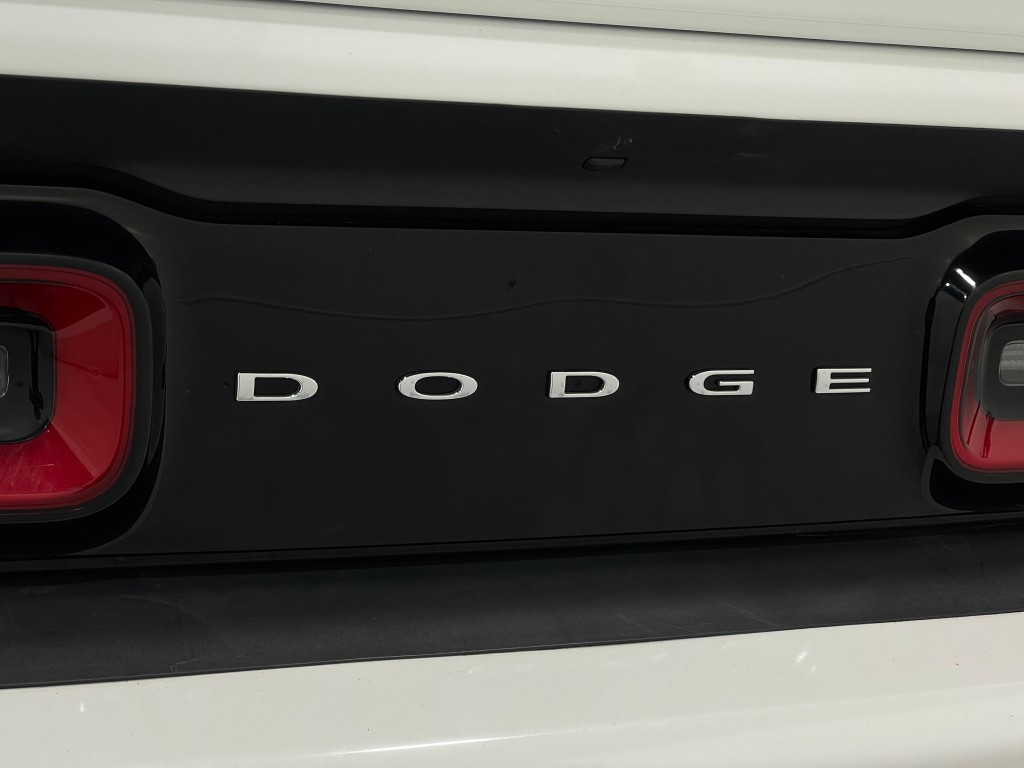 2019 Dodge Challenger Image 36