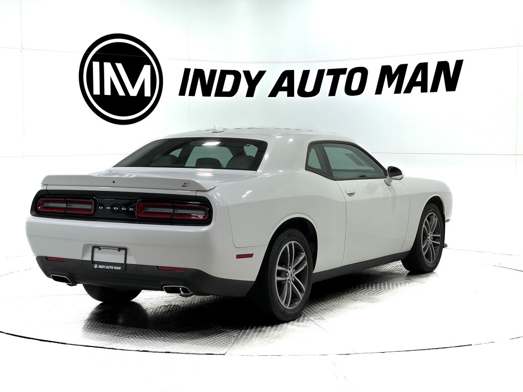 2019 Dodge Challenger Image 4