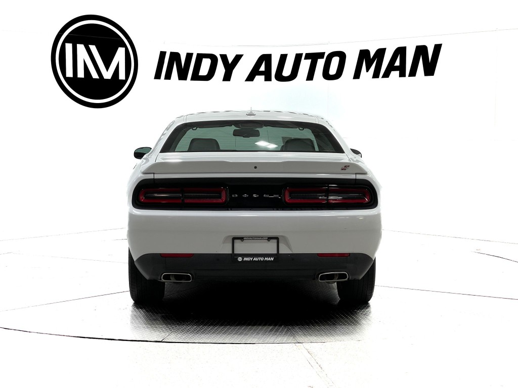 2019 Dodge Challenger Image 5