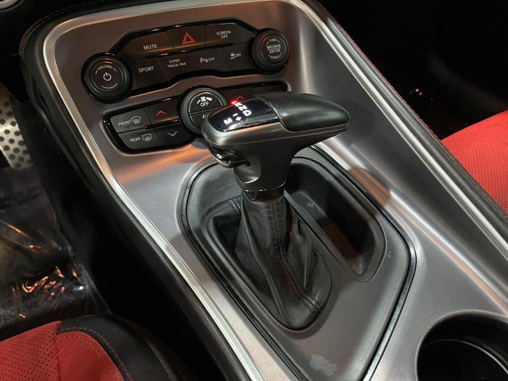 2019 Dodge Challenger Image 27