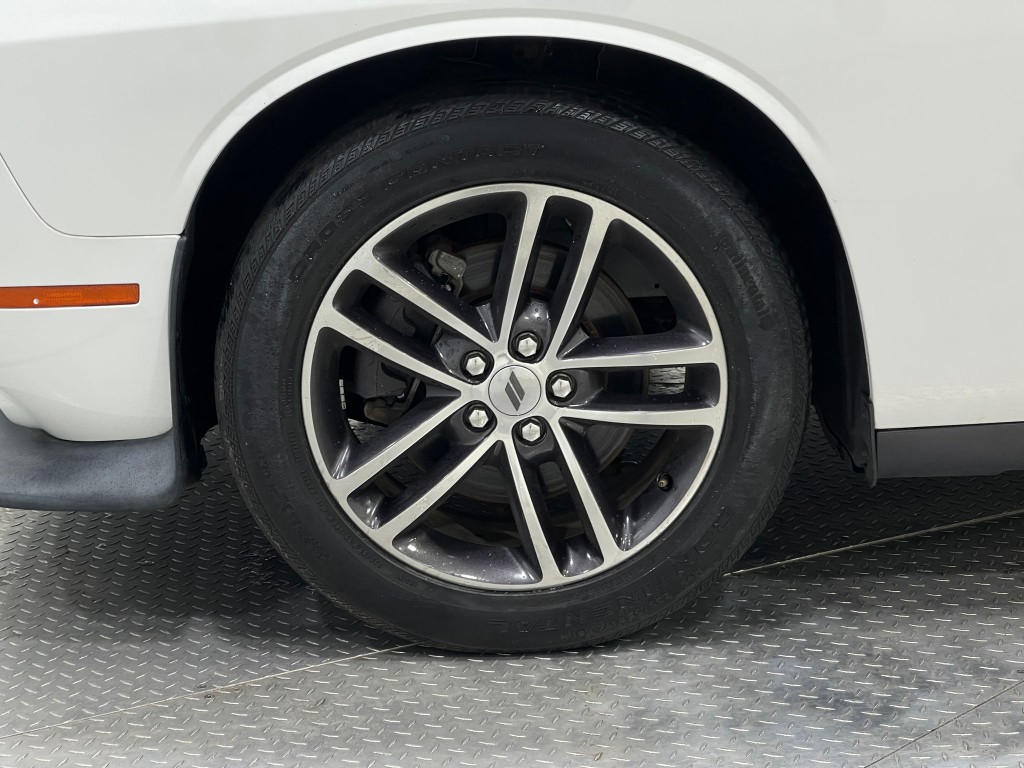 2019 Dodge Challenger Image 34