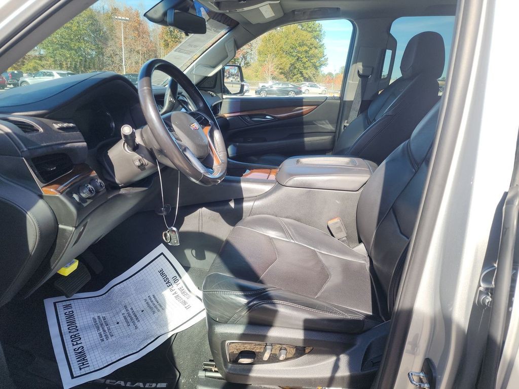 2018 Cadillac Escalade Image 5
