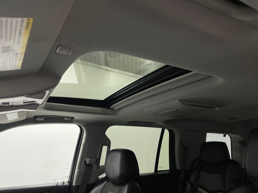 2018 Cadillac Escalade Image 13