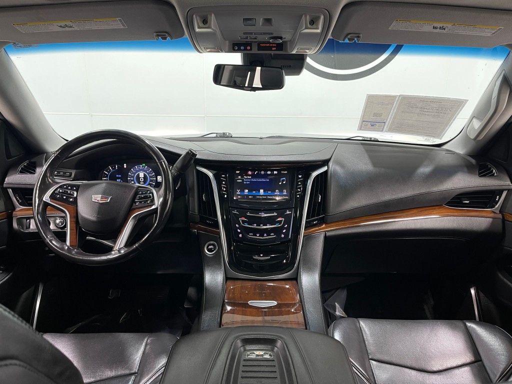 2018 Cadillac Escalade Image 22