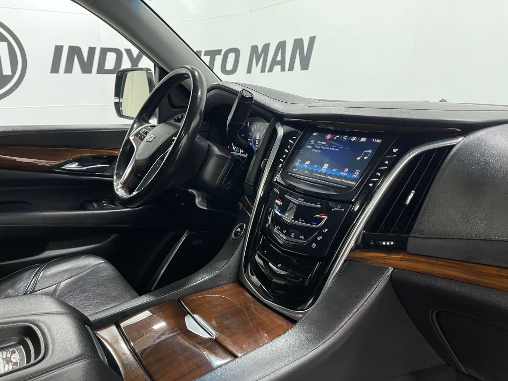 2018 Cadillac Escalade Image 23