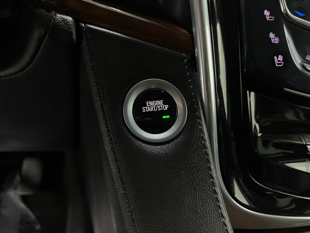 2018 Cadillac Escalade Image 24