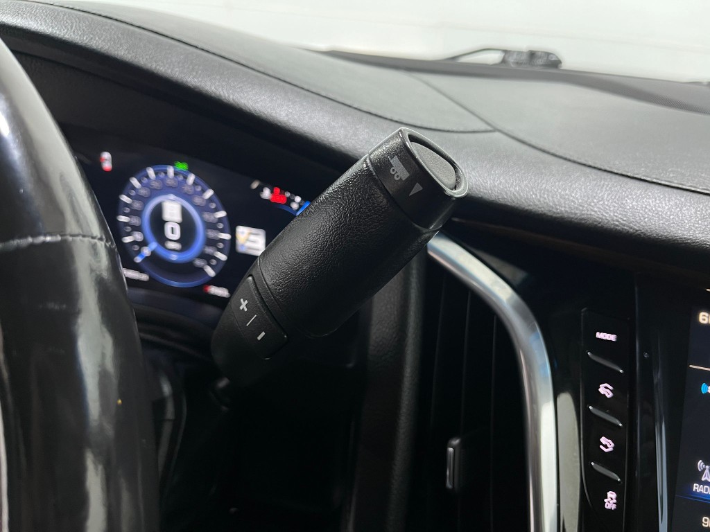 2018 Cadillac Escalade Image 33