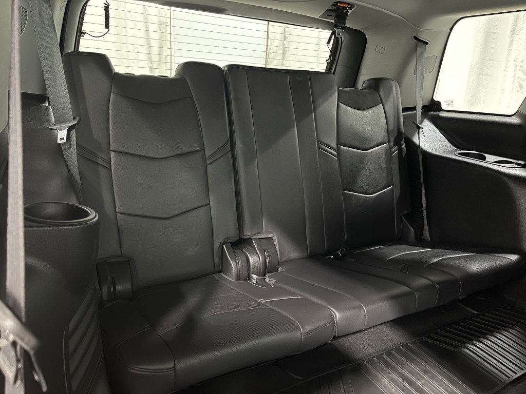 2018 Cadillac Escalade Image 36