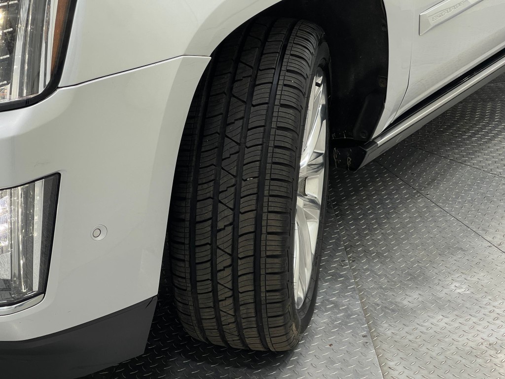 2018 Cadillac Escalade Image 42