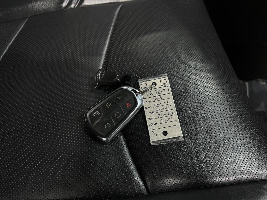 2018 Cadillac Escalade Image 43