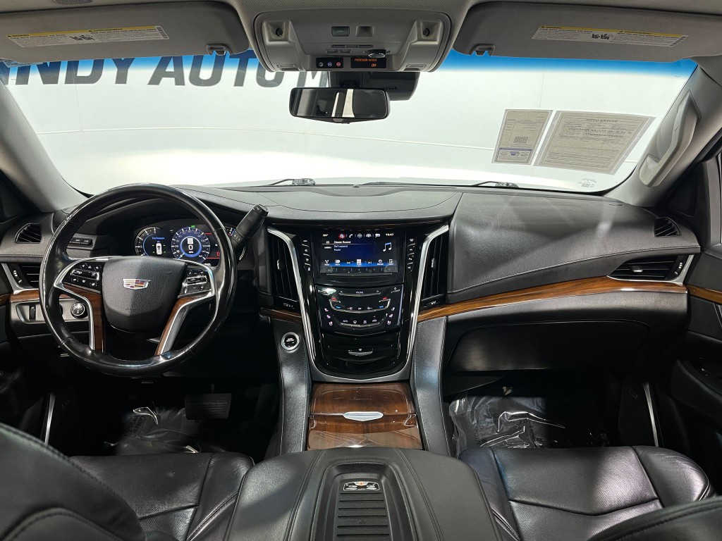 2018 Cadillac Escalade Image 20