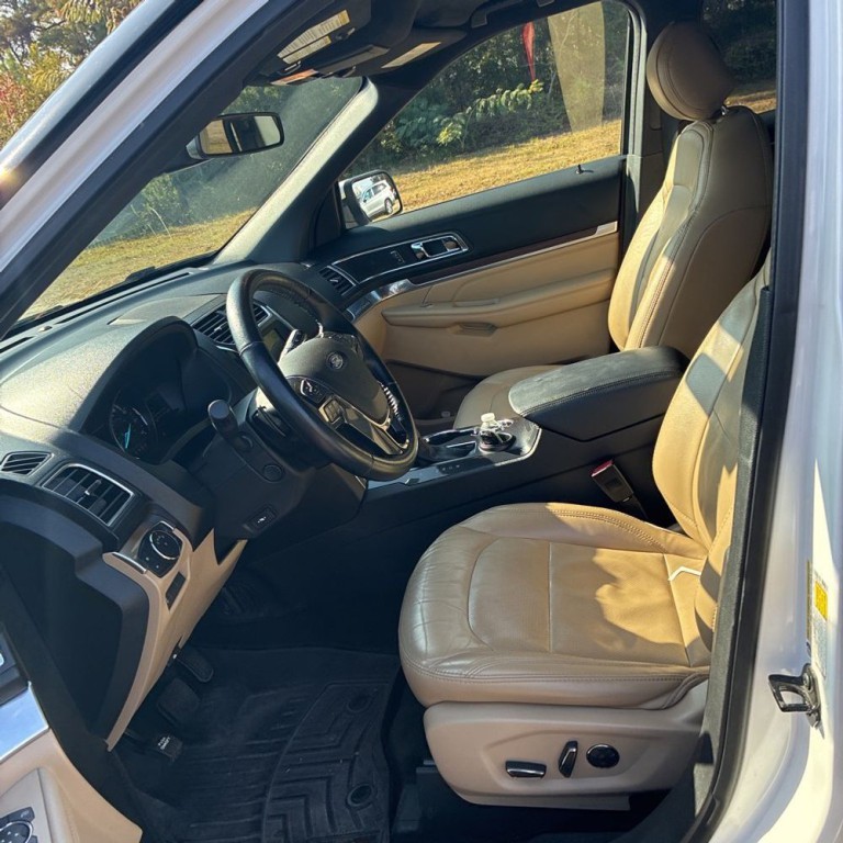 2017 Ford Explorer Image 7
