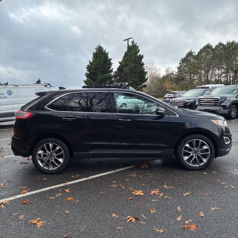 2017 Ford Edge Image 3