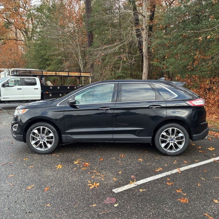 2017 Ford Edge Image 4