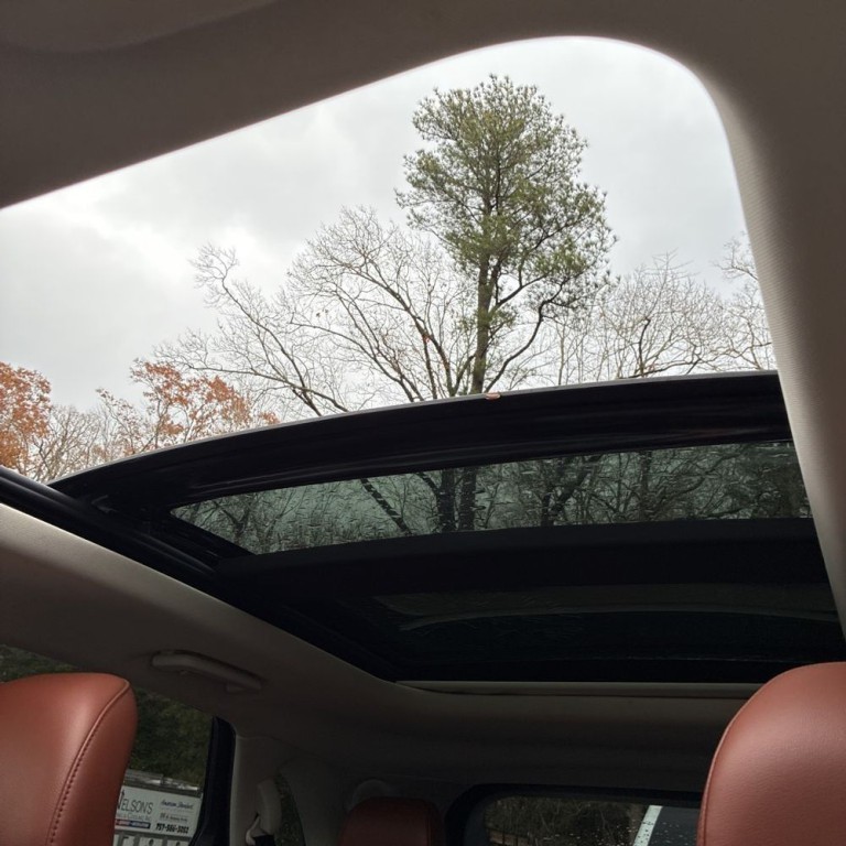 2017 Ford Edge Image 12