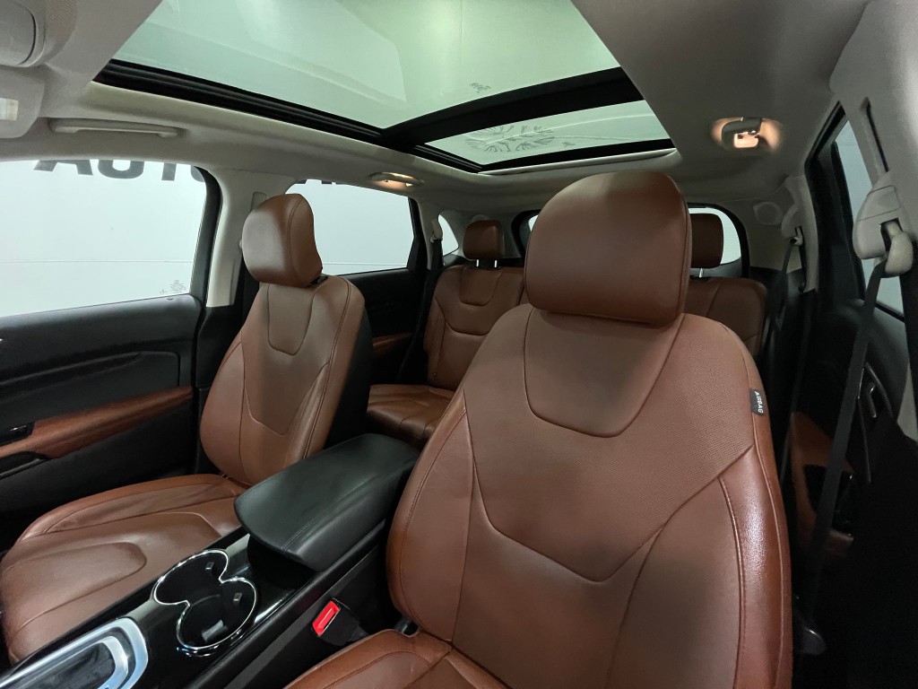 2017 Ford Edge Image 14