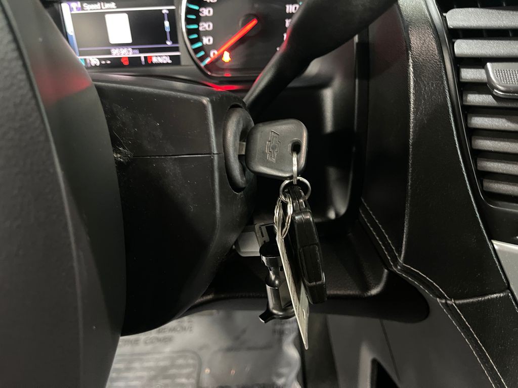 2017 Chevrolet Suburban Image 20