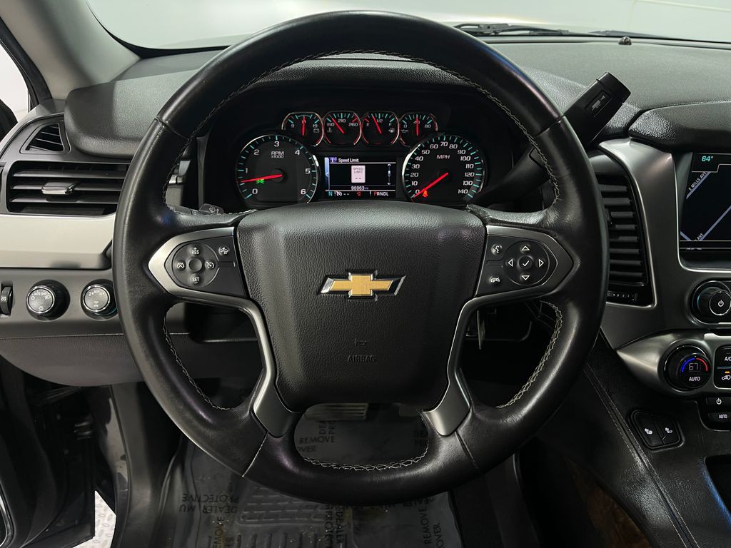 2017 Chevrolet Suburban Image 22