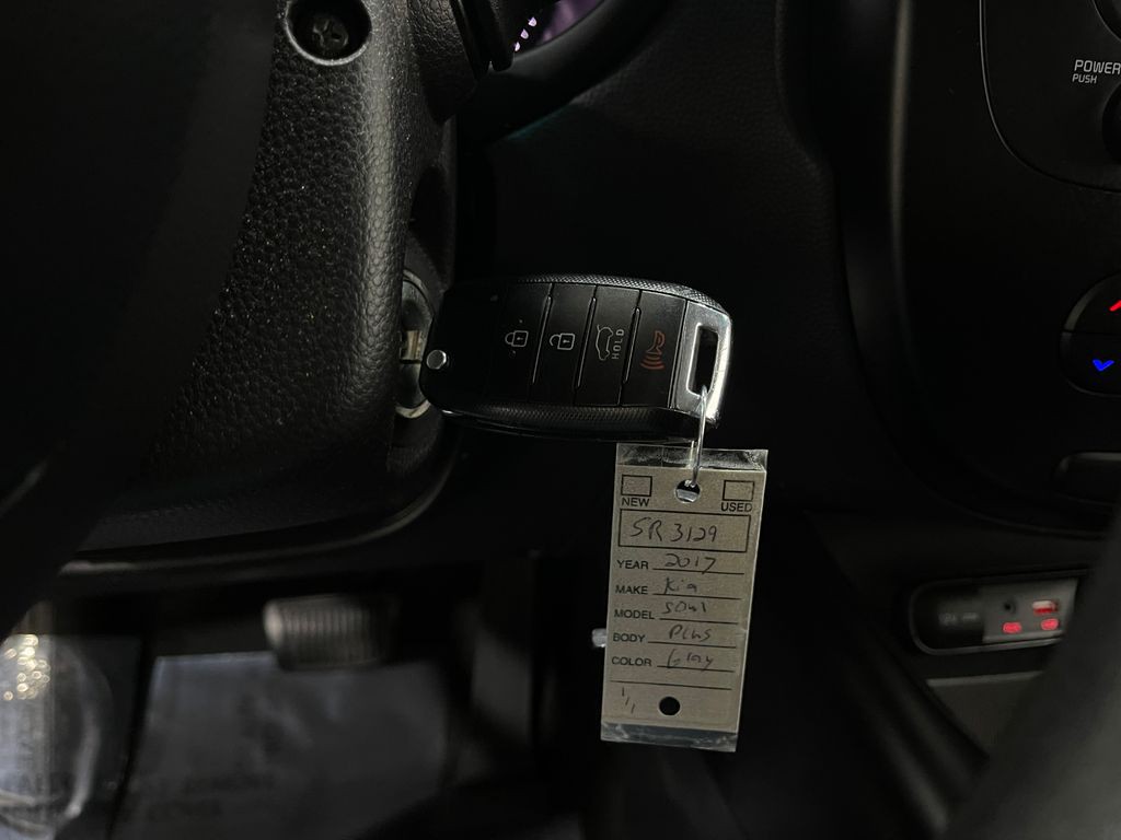 2017 Kia Soul Image 19