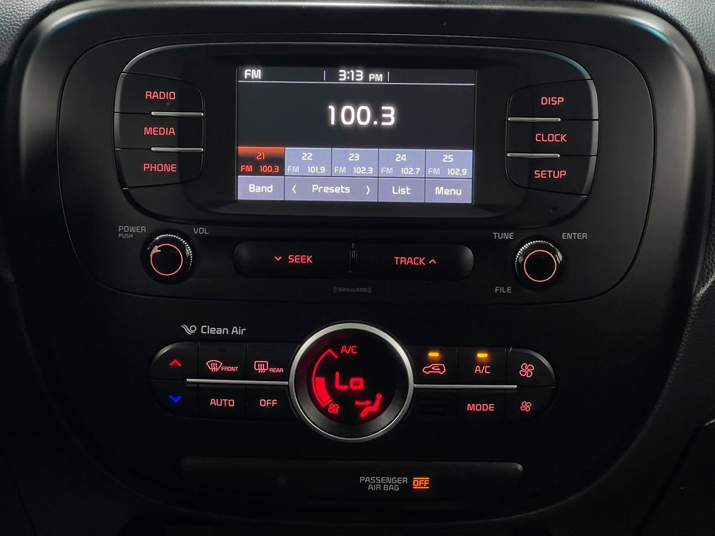 2017 Kia Soul Image 22